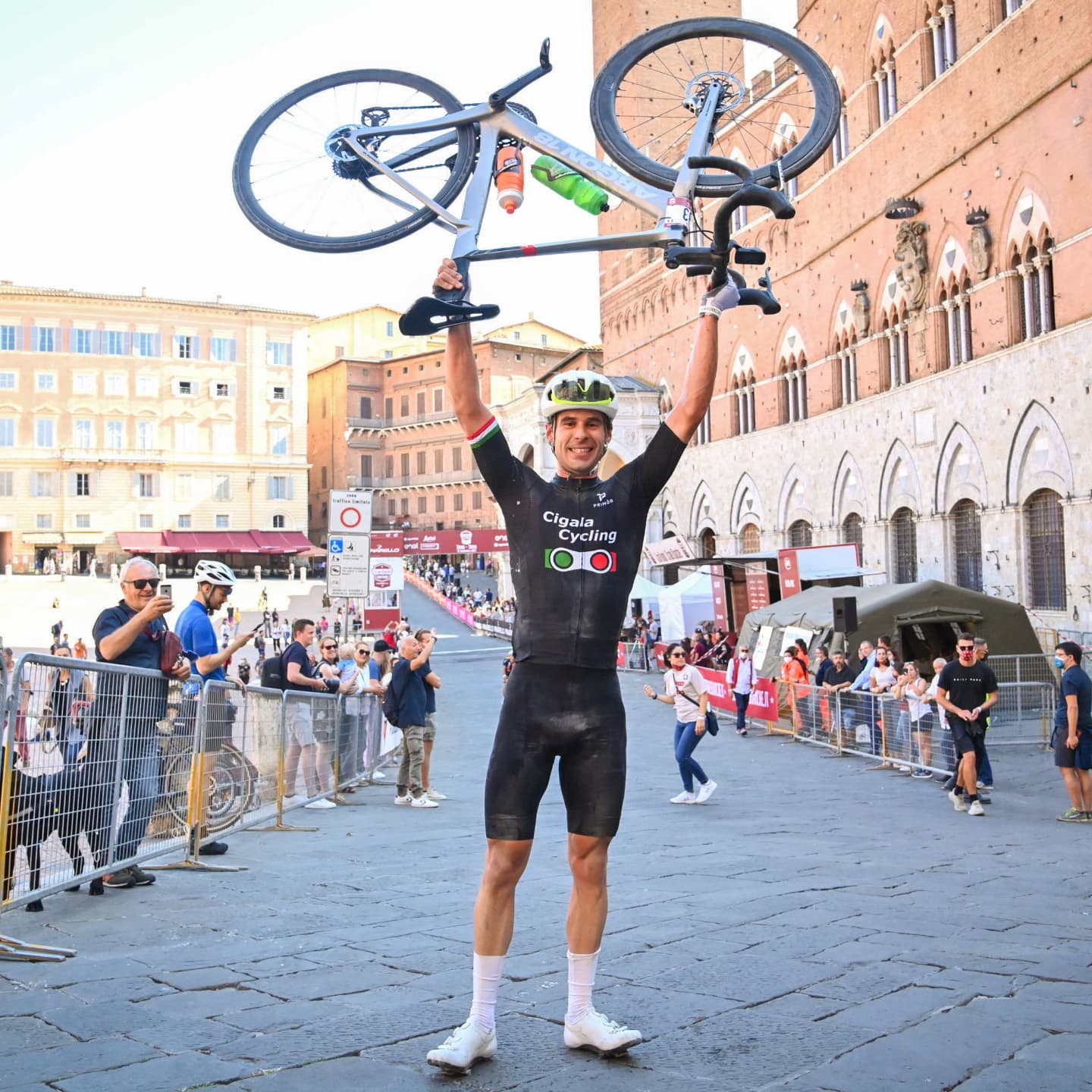 Gran Fondo Strade Bianche | Cigala Cycling